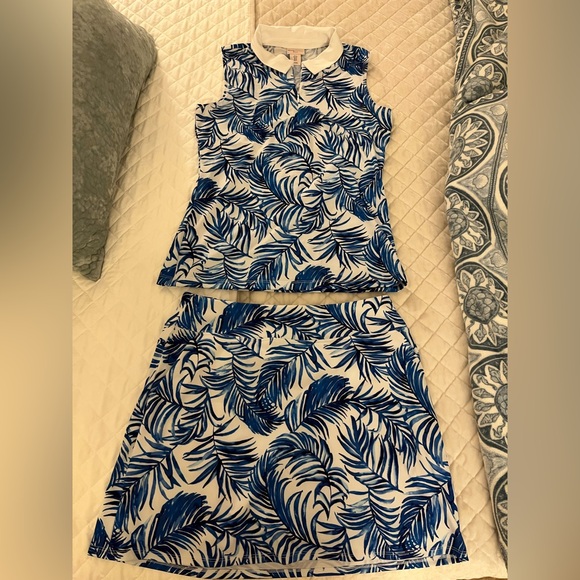 Tommy Bahama Blue and White Leaf Print Skort Set - Small - Picture 1 of 6
